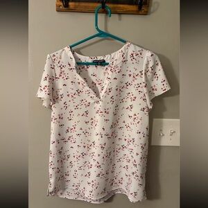 Hilary Radley White and Pink V-neck Blouse